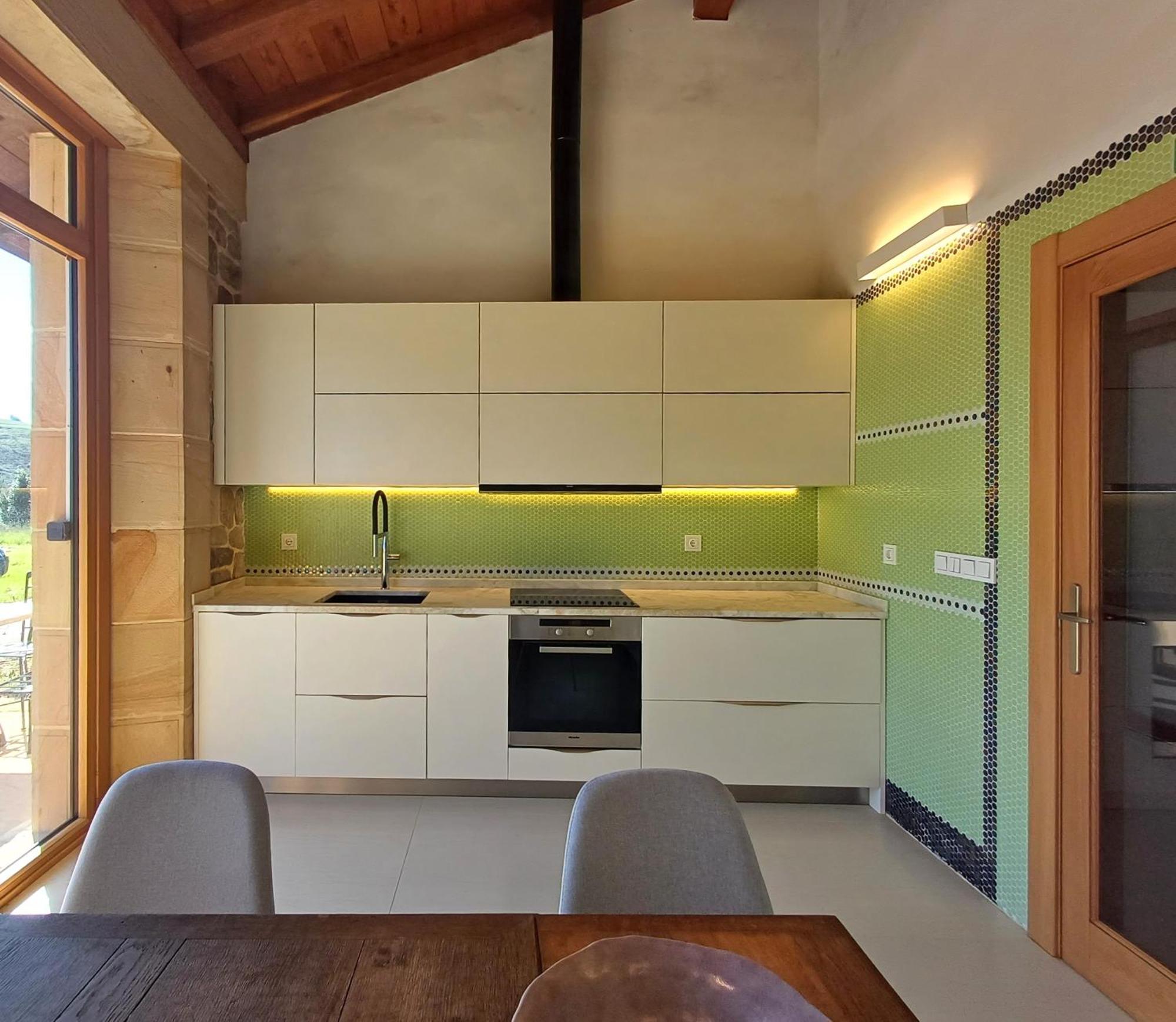 Amplio Apartamento Con Jardin En Villa Haritza Con Vistas Al Mar Ea Buitenkant foto