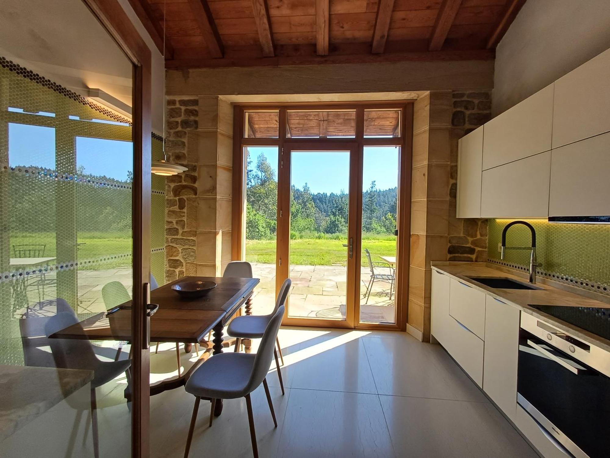 Amplio Apartamento Con Jardin En Villa Haritza Con Vistas Al Mar Ea Buitenkant foto